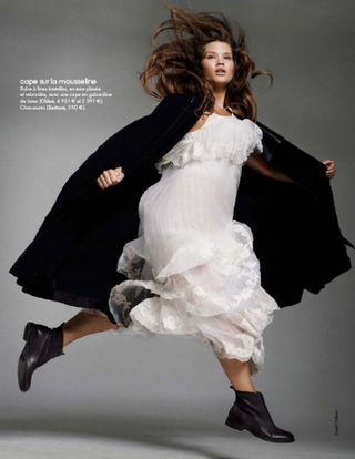 Illustration for article titled French Elle's First "Curvy" Issue Introduces Us To Tara Lynn, Capes